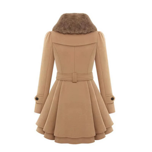 Valentina – Cappotto Donna Svasato con Colletto in Eco-Pelliccia